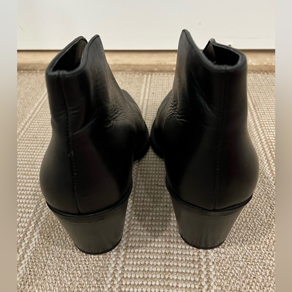 Zara black leather booties. - Picture 8 of 10